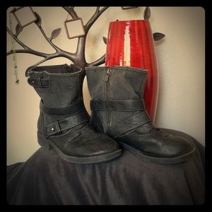 Roxy Distressed Strappy Boot